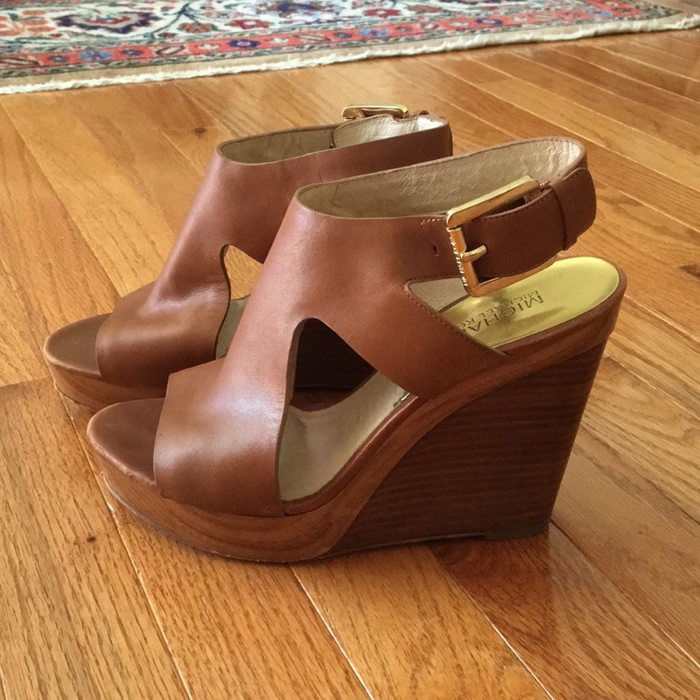 Micheal Kors brown wedges
